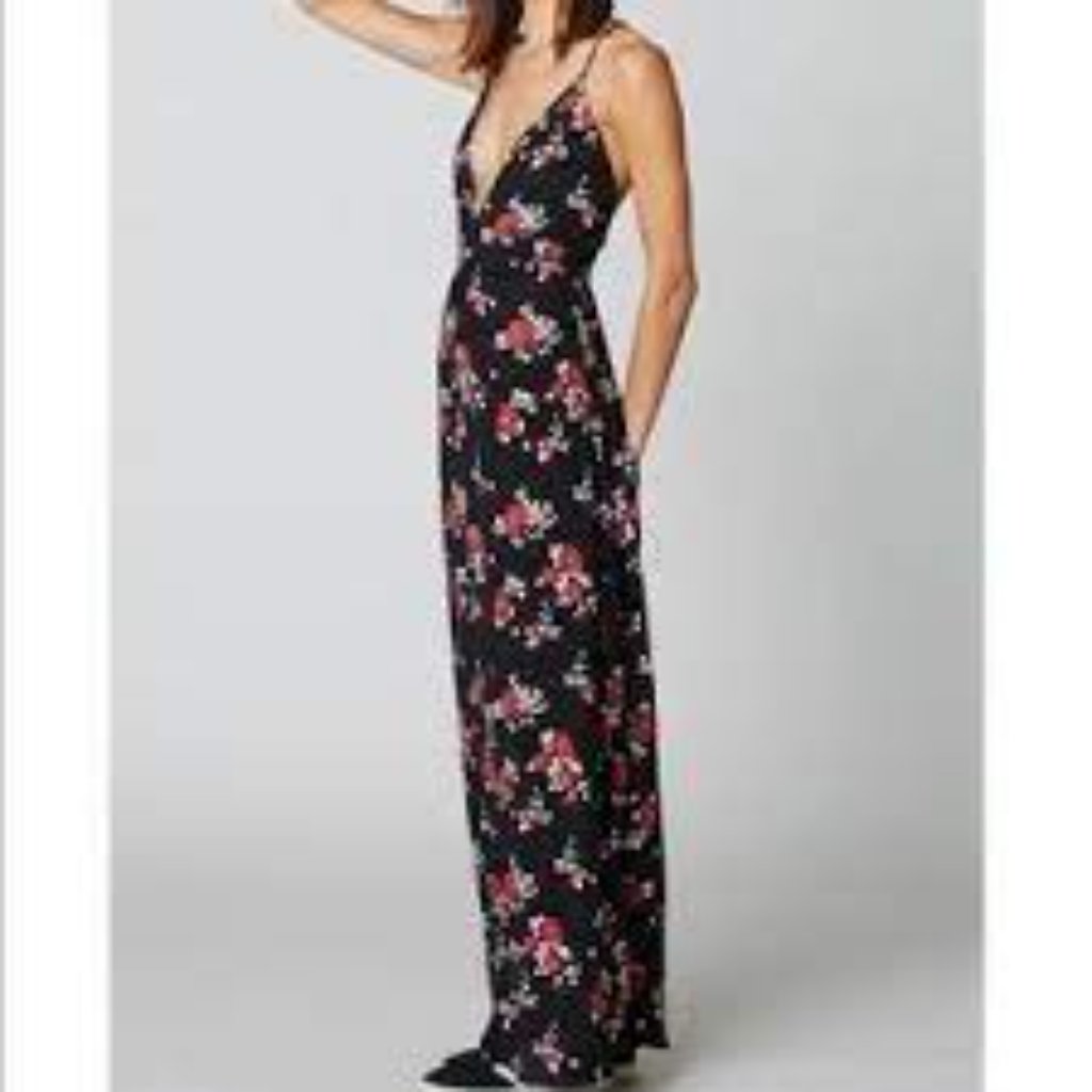 Flynn Skye Black Floral Cluster Maxi Dress - Nwot
